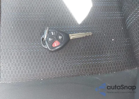 2011 Toyota Corolla S из США, поврежденный, VIN 2T1BU4EE0BC619473